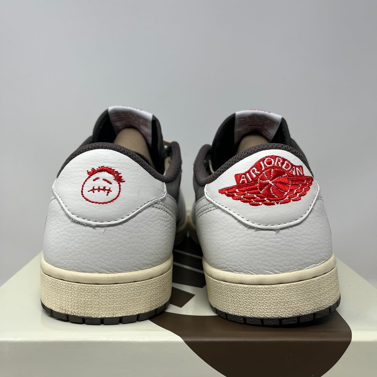 Jordan 1 Retro Low OG SP Travis Scott Reverse Mocha Used