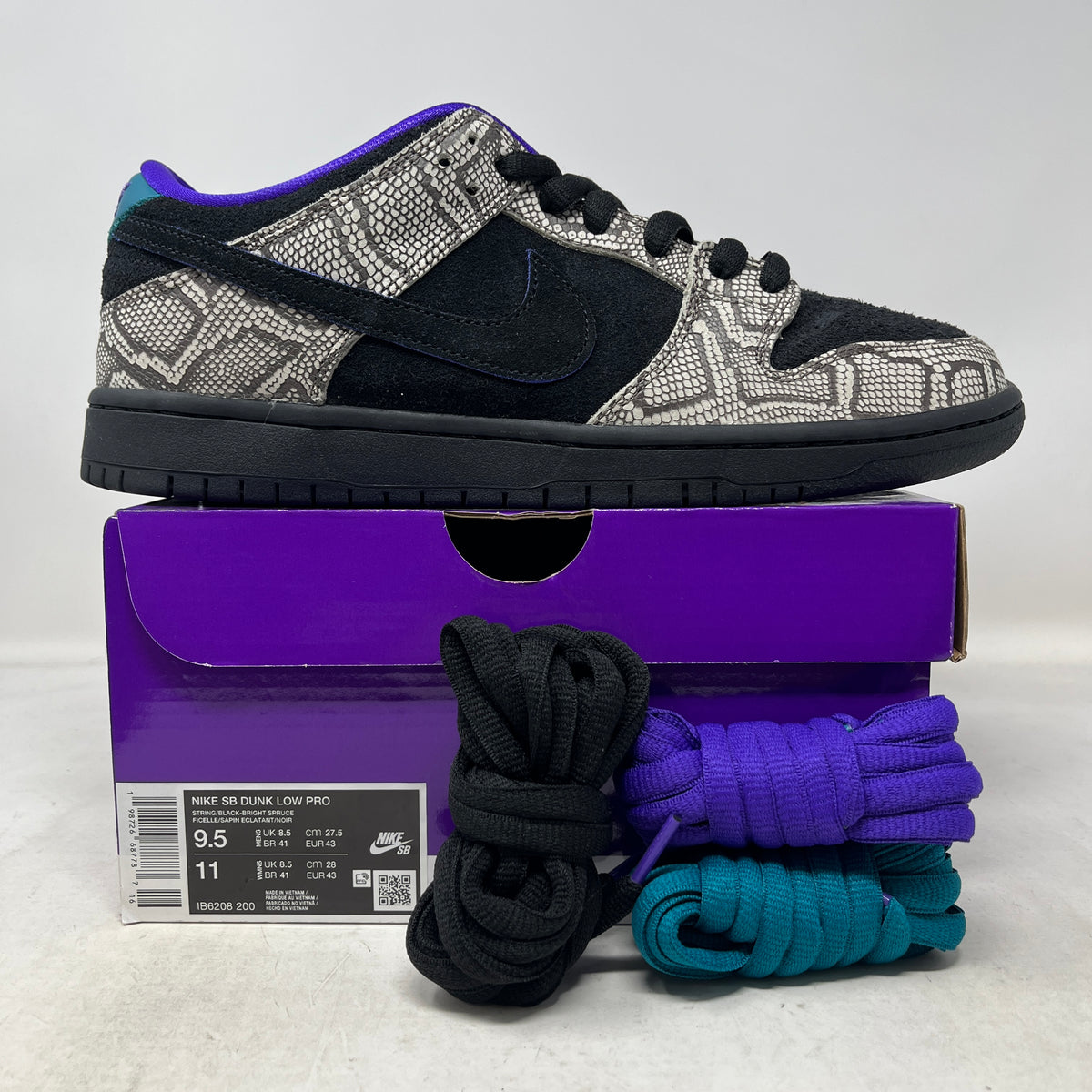 Nike SB Dunk Low Dashawn Jordan Copperhead Used