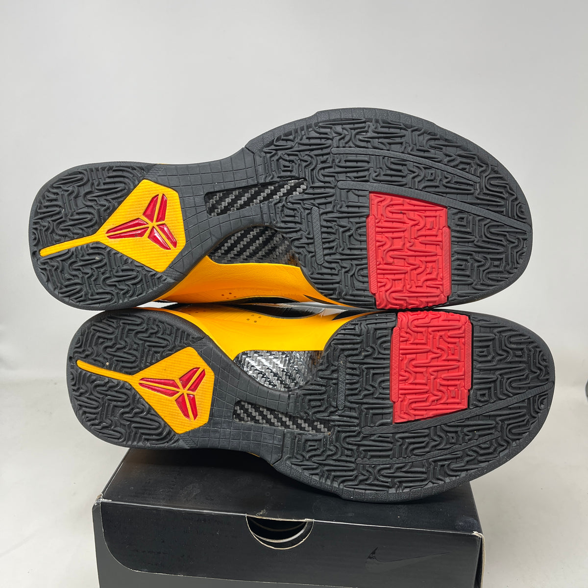 Nike Kobe 5 Protro Bruce Lee Used