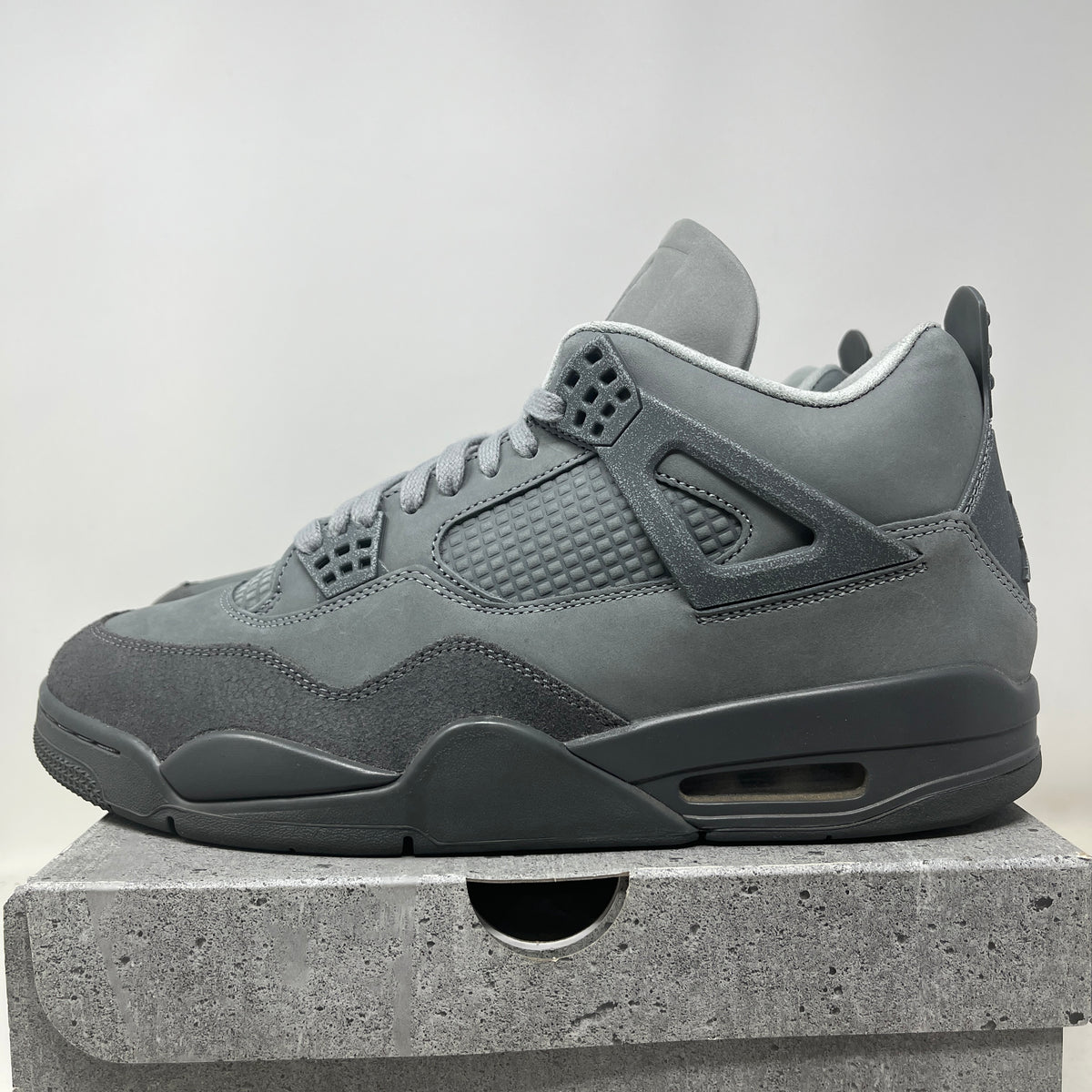 Jordan 4 Retro SE Paris Olympics Wet Cement Used