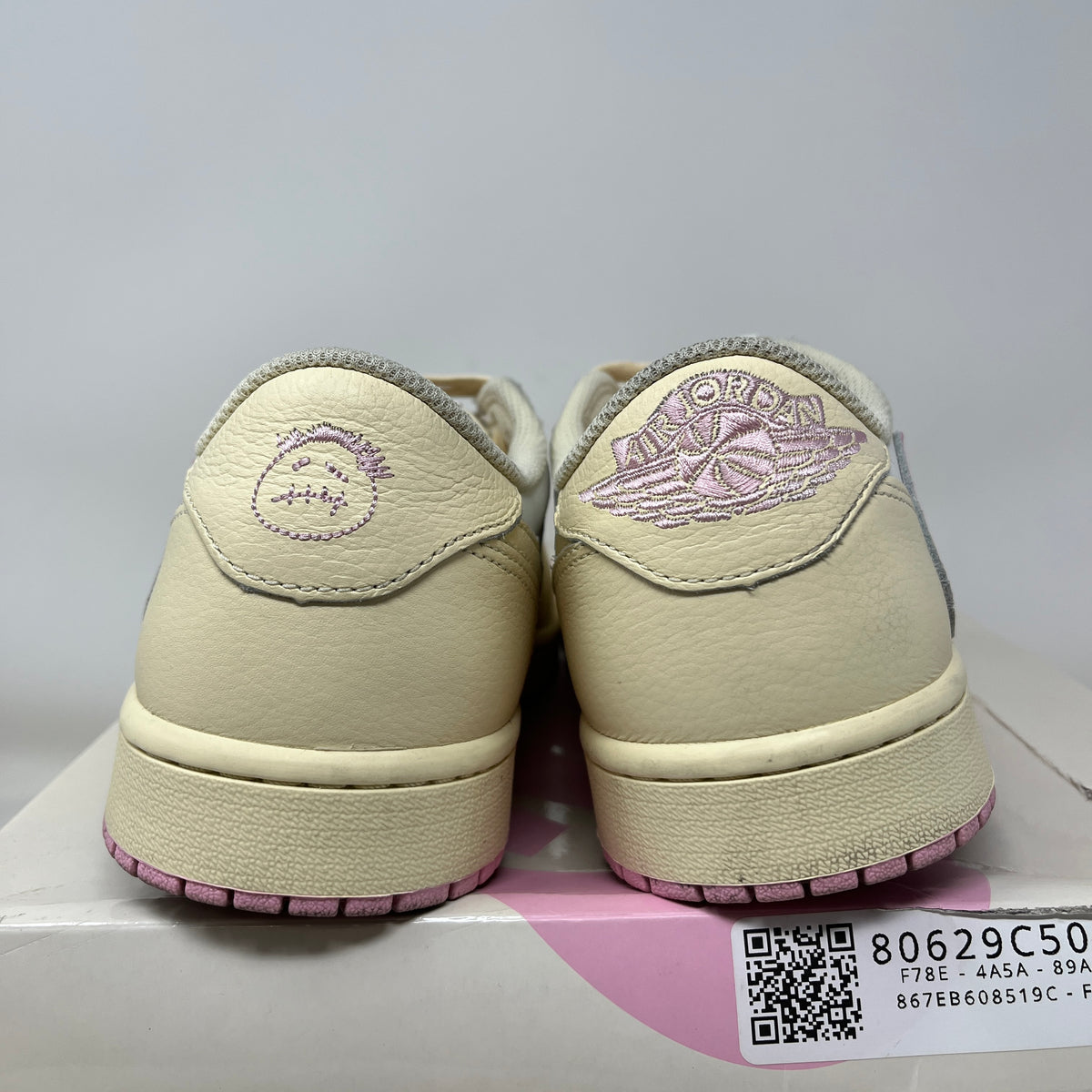 Jordan 1 Retro Low OG SP Travis Scott Shy Pink Used