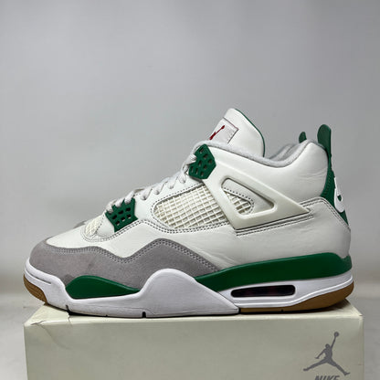 Jordan 4 Retro SB Pine Green Used