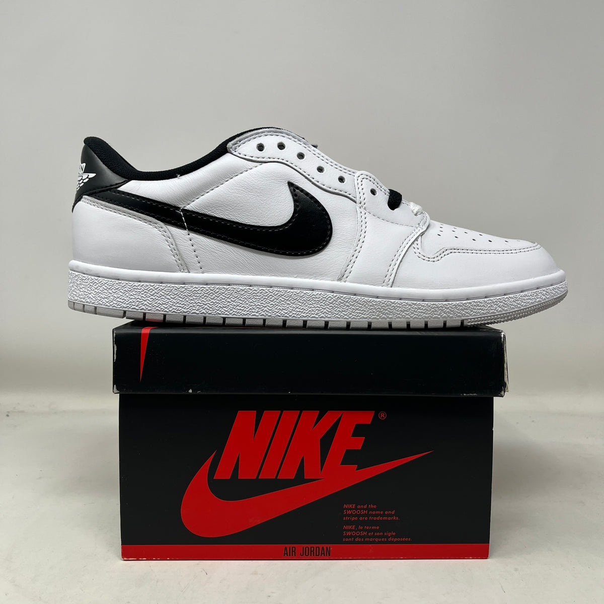 Jordan 1 Retro Low '85 Metallic Black