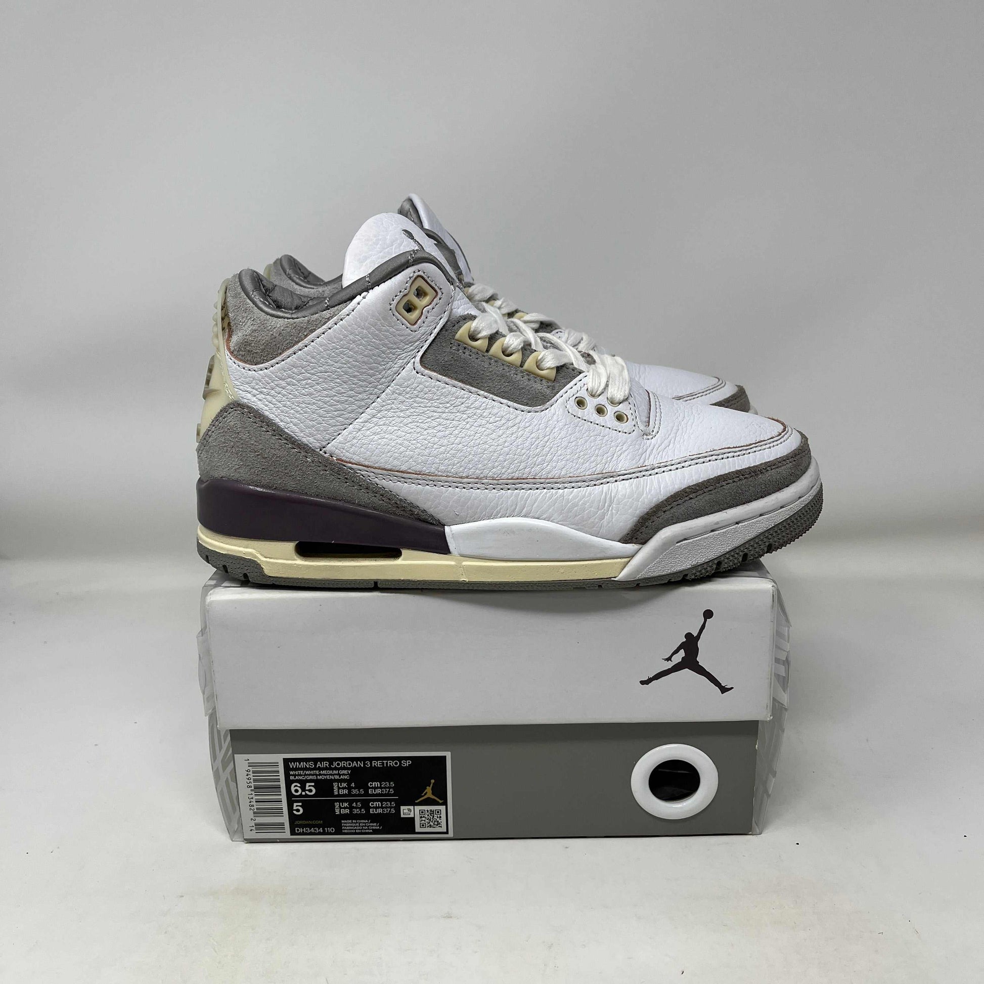 Used women's Jordan 3 Retro SP A Ma Maniére sneakers on box